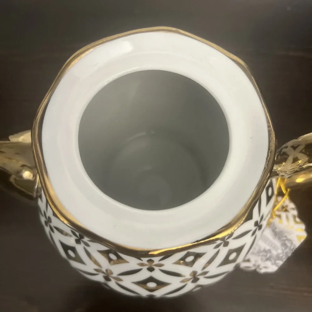 Kent Pottery drinking both
